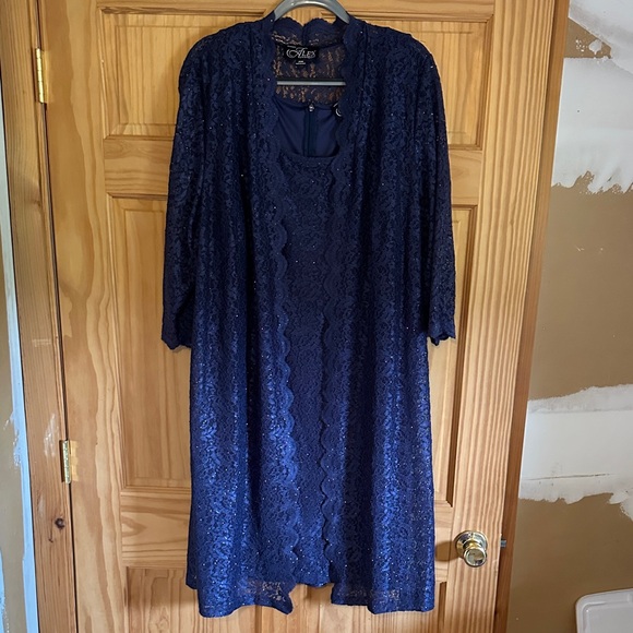 Alex Evenings Dresses & Skirts - Alex Evenings Midnight Lace Ensemble